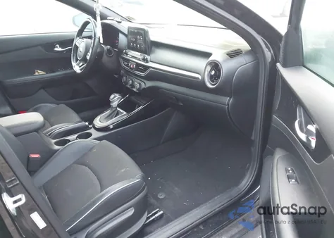 2020 Kia Forte Gt-Line z USA, uszkodzony, nr VIN 3KPF34ADXLE162627